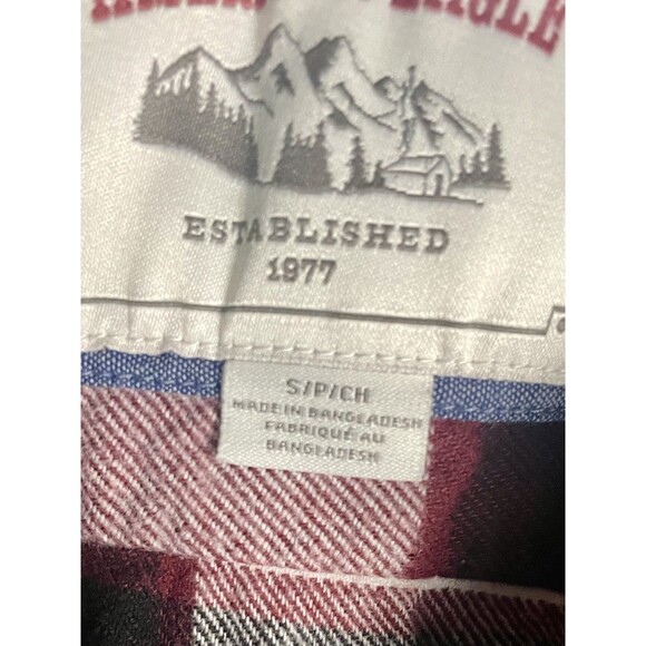 American Eagle Flannel Long Sleeve Button Up Shirt Mens Small Red Tartan Plaid - Picture 4 of 5